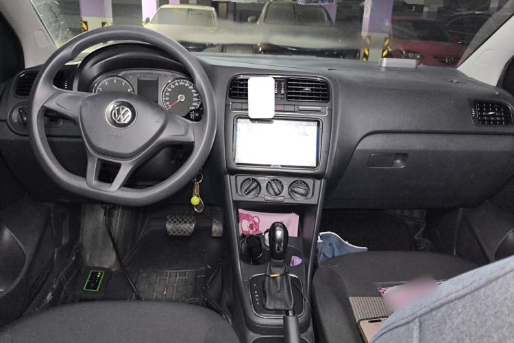 Used Volkswagen Polo 2016 1.4L Automatic Trendy Model Center Console
