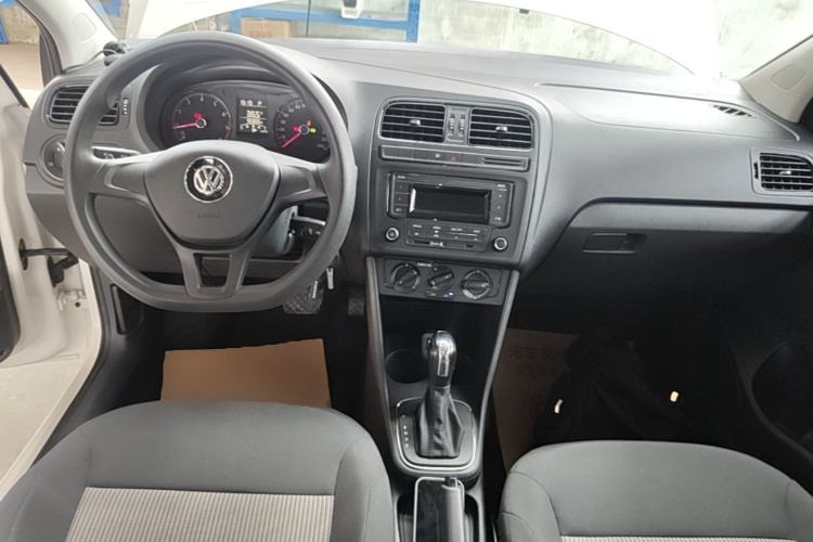 Used Volkswagen Polo 2016 1.4L Automatic Trendy Model Center Console