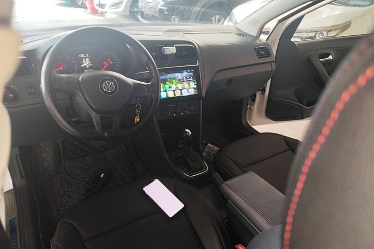 Used Volkswagen Polo 2016 1.4L Automatic Trendy Model Center Console