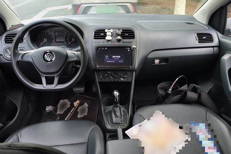 Used Volkswagen Polo 2016 1.4L Automatic Trendy Model Center Console