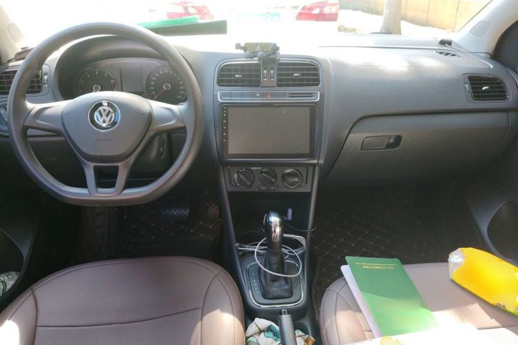 Used Volkswagen Polo 2016 1.4L Automatic Trendy Model Center Console