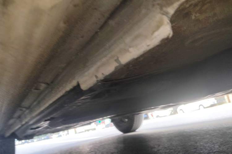 Used Volkswagen Polo 2016 1.4L Manual Fashion Model Chassis Front Right