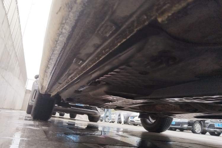 Used Volkswagen Polo 2016 1.4L Manual Fashion Model Chassis Front Right
