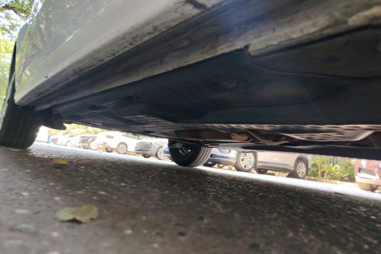 Used Volkswagen Polo 2016 1.4L Manual Fashion Model Chassis Front Right