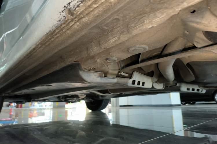 Used Volkswagen Polo 2016 1.6L Automatic Comfort Model Chassis Rear Left
