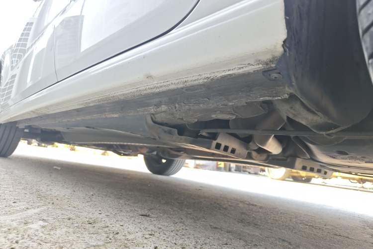 Used Volkswagen Polo 2016 1.6L Automatic Comfort Model Chassis Rear Left