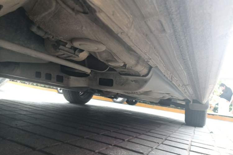 Used Volkswagen Polo 2016 1.6L Automatic Comfort Model Chassis Rear Right
