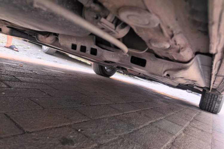 Used Volkswagen Polo 2016 1.6L Automatic Comfort Model Chassis Rear Right