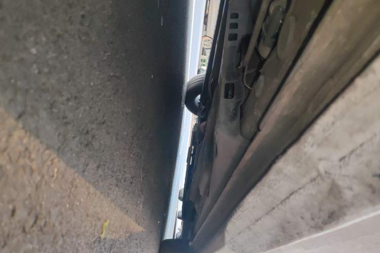 Used Volkswagen Polo 2016 1.4L Manual Fashion Model Chassis Rear Right