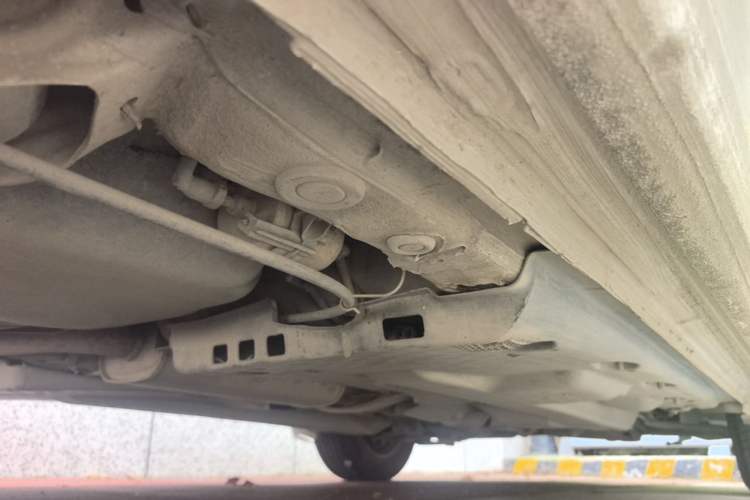 Used Volkswagen Polo 2016 1.4L Manual Fashion Model Chassis Rear Right