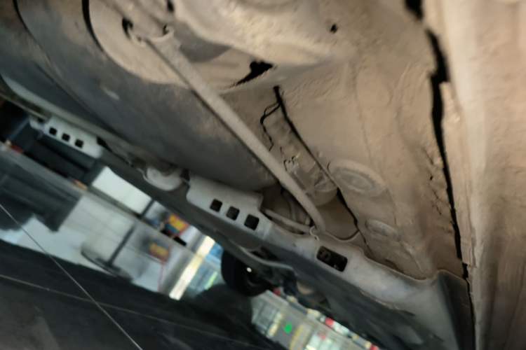 Used Volkswagen Polo 2016 1.6L Automatic Comfort Model Chassis Rear Right
