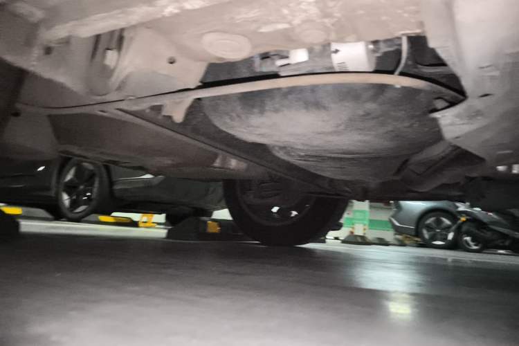 Used Volkswagen Polo 2016 1.6L Automatic Comfort Model Chassis Rear Right