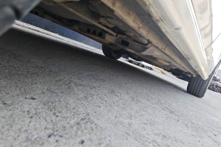 Used Volkswagen Polo 2016 1.6L Automatic Comfort Model Chassis Rear Right