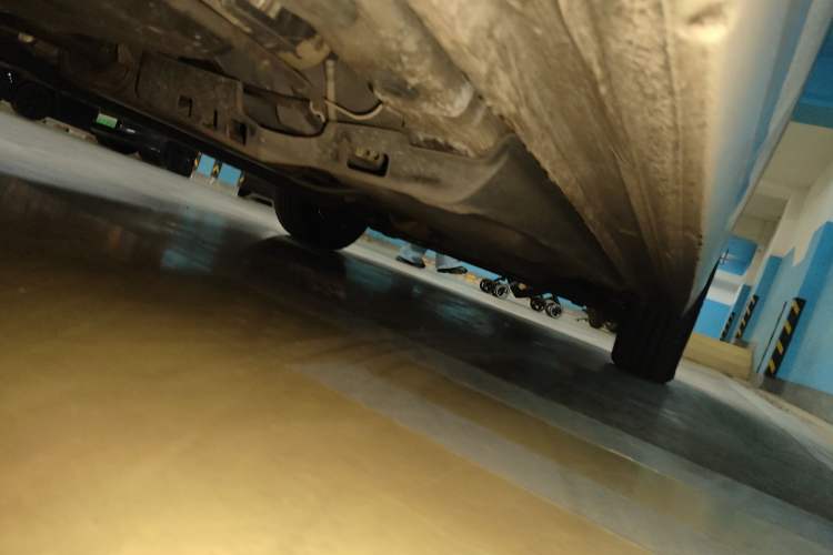 Used Volkswagen Polo 2016 1.6L Automatic Comfort Model Chassis Rear Right