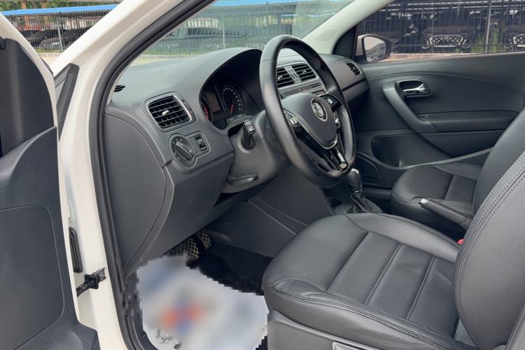 Used Volkswagen Polo 2016 1.6L Automatic Comfort Model Driver Seat