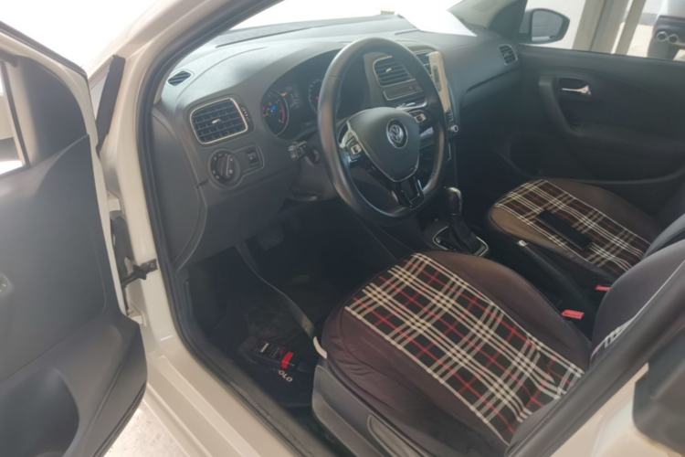 Used Volkswagen Polo 2016 1.6L Automatic Comfort Model Driver Seat