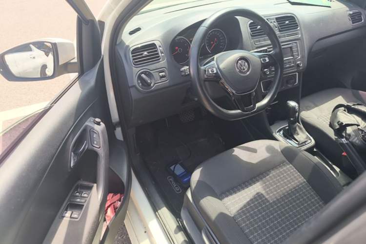 Used Volkswagen Polo 2016 1.6L Automatic Comfort Model Driver Seat