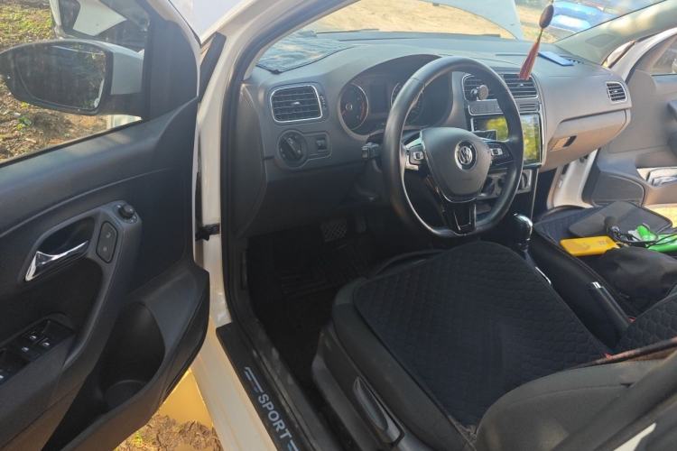 Used Volkswagen Polo 2016 1.6L Automatic Comfort Model Driver Seat
