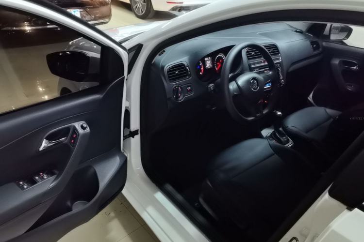 Used Volkswagen Polo 2016 1.4L Automatic Trendy Model Driver Seat