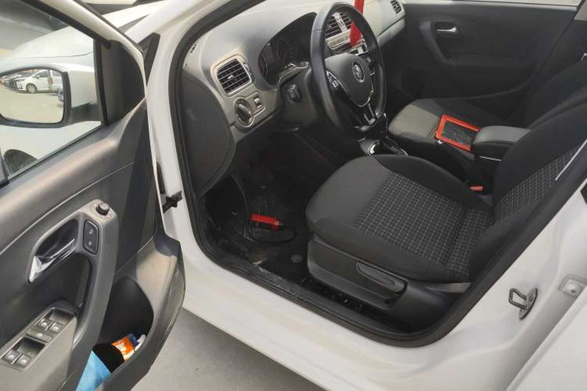 Used Volkswagen Polo 2016 1.6L Automatic Comfort Model Driver Seat
