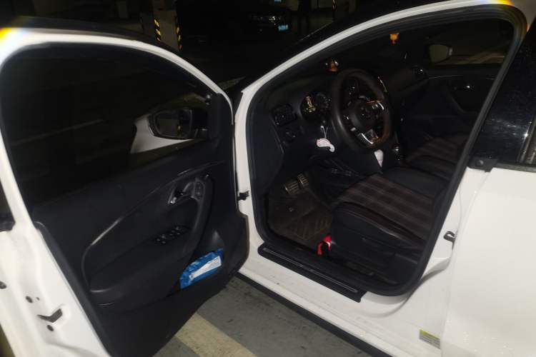 Used Volkswagen Polo 2016 1.4TSI GTI Driver Seat