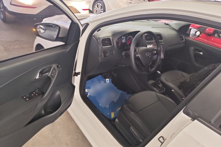 Used Volkswagen Polo 2016 1.6L Automatic Comfort Model Driver Seat