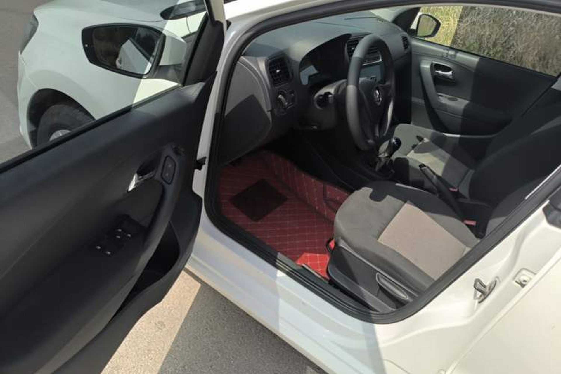 Used Volkswagen Polo 2016 1.4L Manual Fashion Model Driver Seat