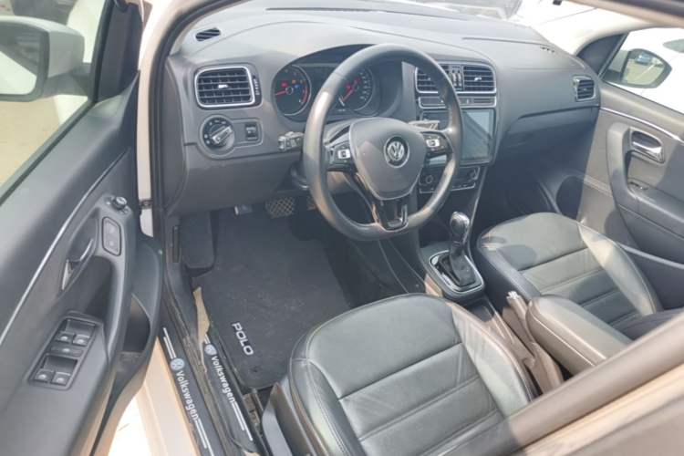 Used Volkswagen Polo 2016 1.6L Automatic Luxury Model Driver Seat