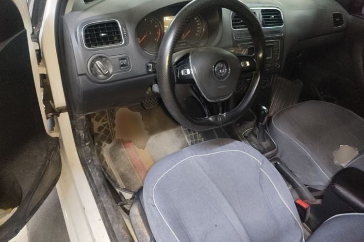 Used Volkswagen Polo 2016 1.6L Automatic Comfort Model Driver Seat