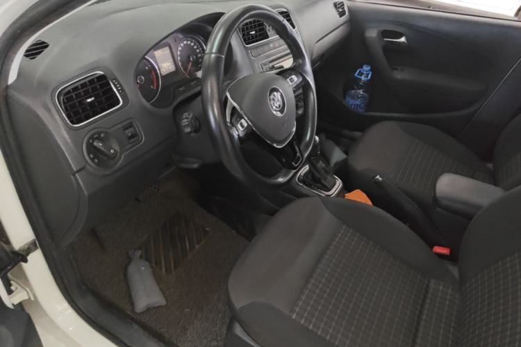 Used Volkswagen Polo 2016 1.6L Automatic Comfort Model Driver Seat