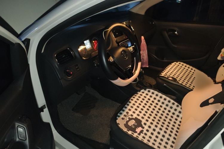 Used Volkswagen Polo 2016 1.6L Automatic Comfort Model Driver Seat