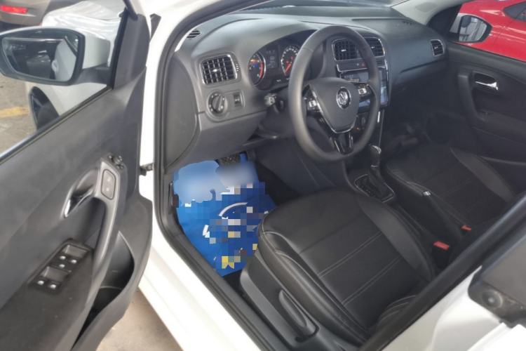 Used Volkswagen Polo 2016 1.6L Automatic Comfort Model Driver Seat