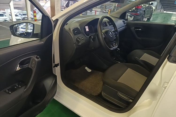 Used Volkswagen Polo 2016 1.4L Automatic Trendy Model Driver Seat