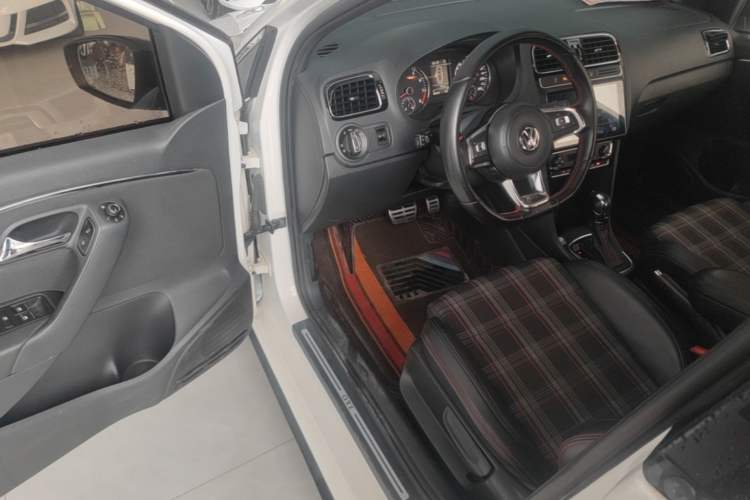 Used Volkswagen Polo 2016 1.4TSI GTI Driver Seat