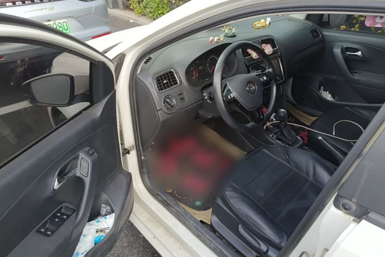 Used Volkswagen Polo 2016 1.6L Automatic Comfort Model Driver Seat