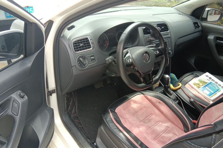 Used Volkswagen Polo 2016 1.6L Automatic Comfort Model Driver Seat