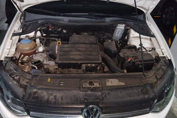 Used Volkswagen Polo 2016 1.6L Automatic Comfort Model Engine Bay