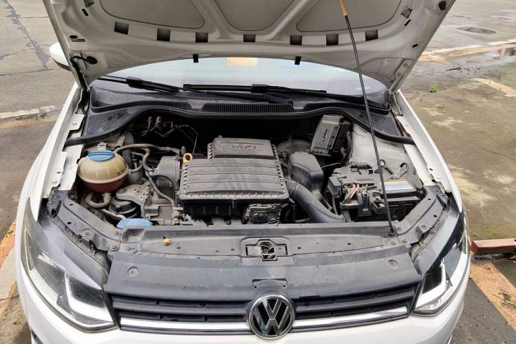 Used Volkswagen Polo 2016 1.6L Automatic Comfort Model Engine Bay