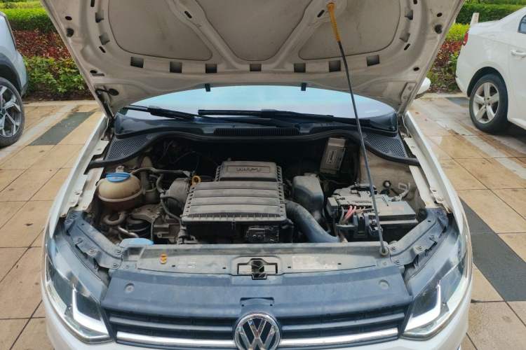 Used Volkswagen Polo 2016 1.6L Automatic Comfort Model Engine Bay