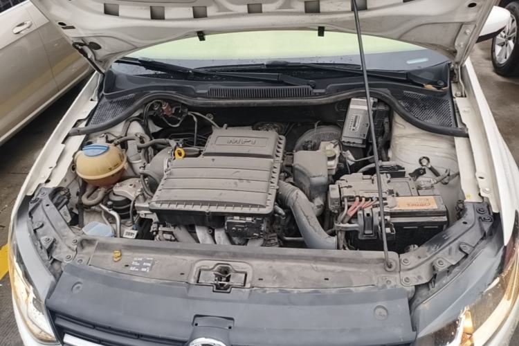 Used Volkswagen Polo 2016 1.6L Automatic Comfort Model Engine Bay