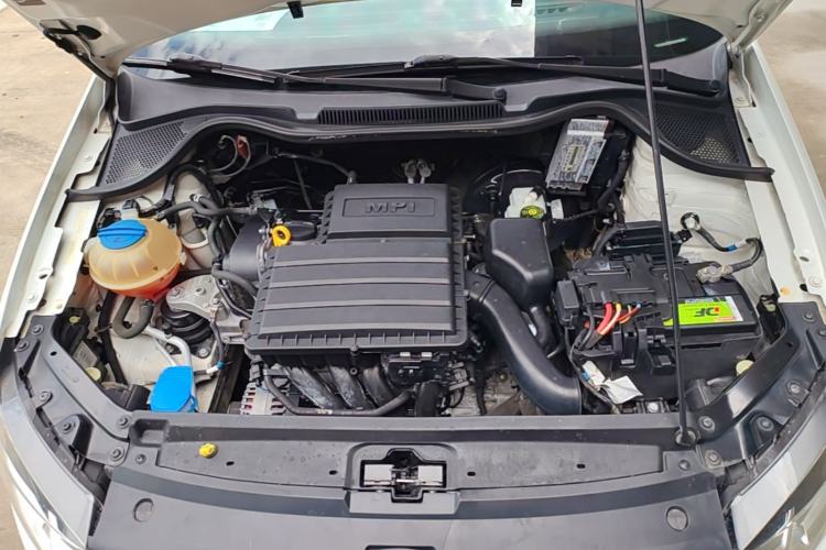 Used Volkswagen Polo 2016 1.6L Automatic Comfort Model Engine Bay