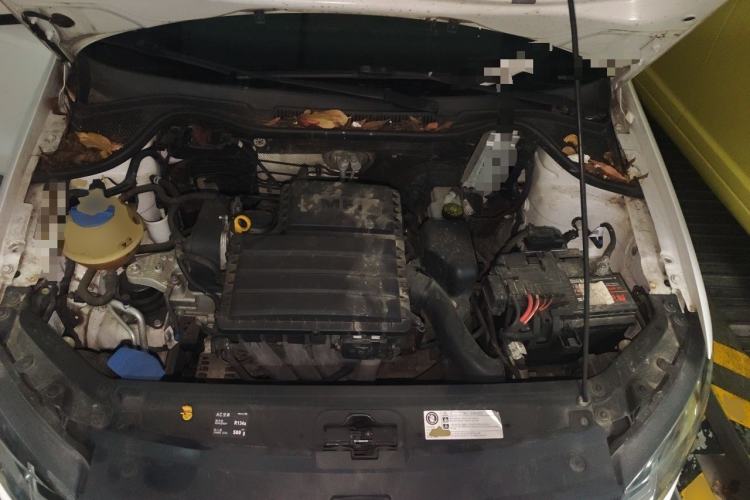 Used Volkswagen Polo 2016 1.6L Automatic Comfort Model Engine Bay