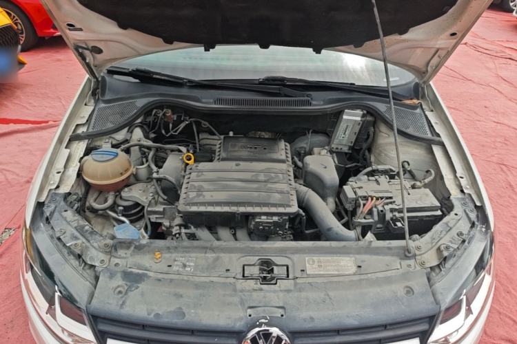 Used Volkswagen Polo 2016 1.6L Automatic Comfort Model Engine Bay