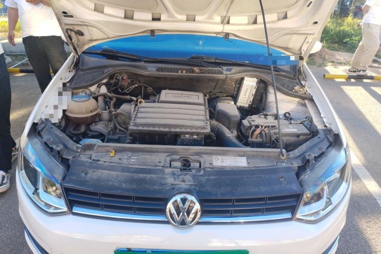 Used Volkswagen Polo 2016 1.6L Automatic Comfort Model Engine Bay
