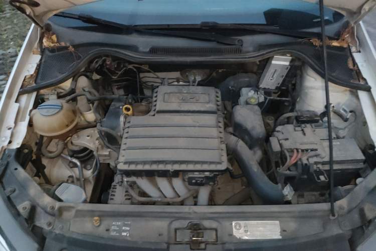 Used Volkswagen Polo 2016 1.6L Automatic Comfort Model Engine Bay