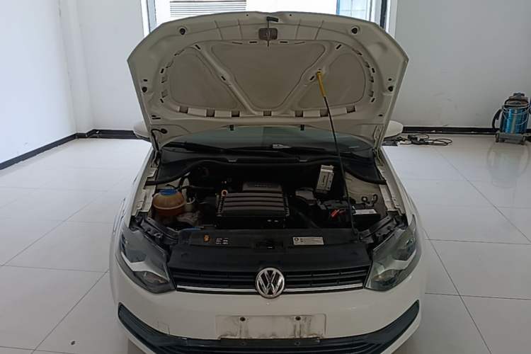Used Volkswagen Polo 2016 1.4L Automatic Trendy Model Engine Bay