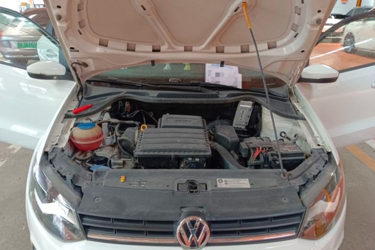 Used Volkswagen Polo 2016 1.4L Manual Fashion Model Engine Bay