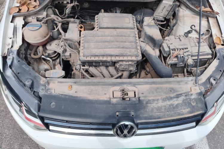 Used Volkswagen Polo 2016 1.4L Manual Fashion Model Engine Bay