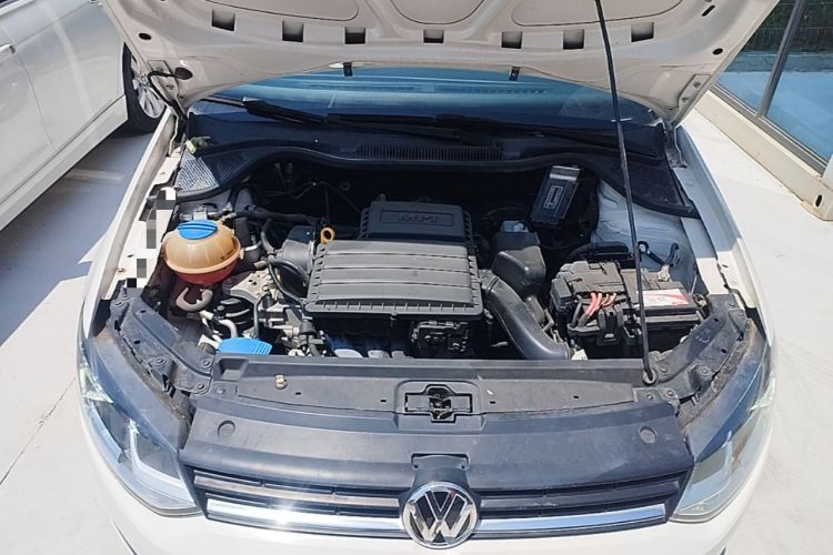 Used Volkswagen Polo 2016 1.6L Automatic Comfort Model Engine Bay
