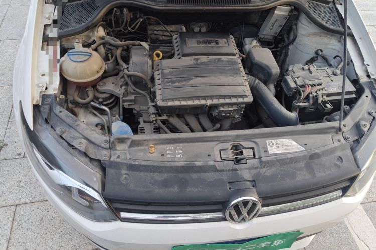 Used Volkswagen Polo 2016 1.4L Manual Fashion Model Engine Bay